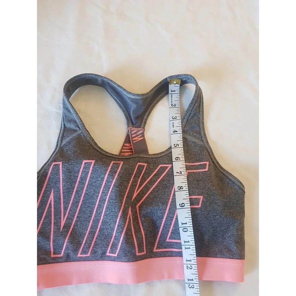 Nike Womens Sports Bra Sz Medium Crop Top Logo Workout Activewear Gym Running